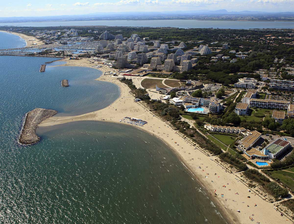 La Grande Motte, station balnéaire dans l'Hérault
