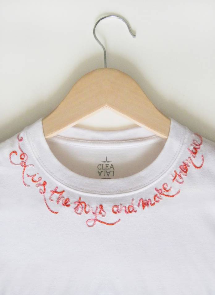 CLEA LALA Tee-shirt
