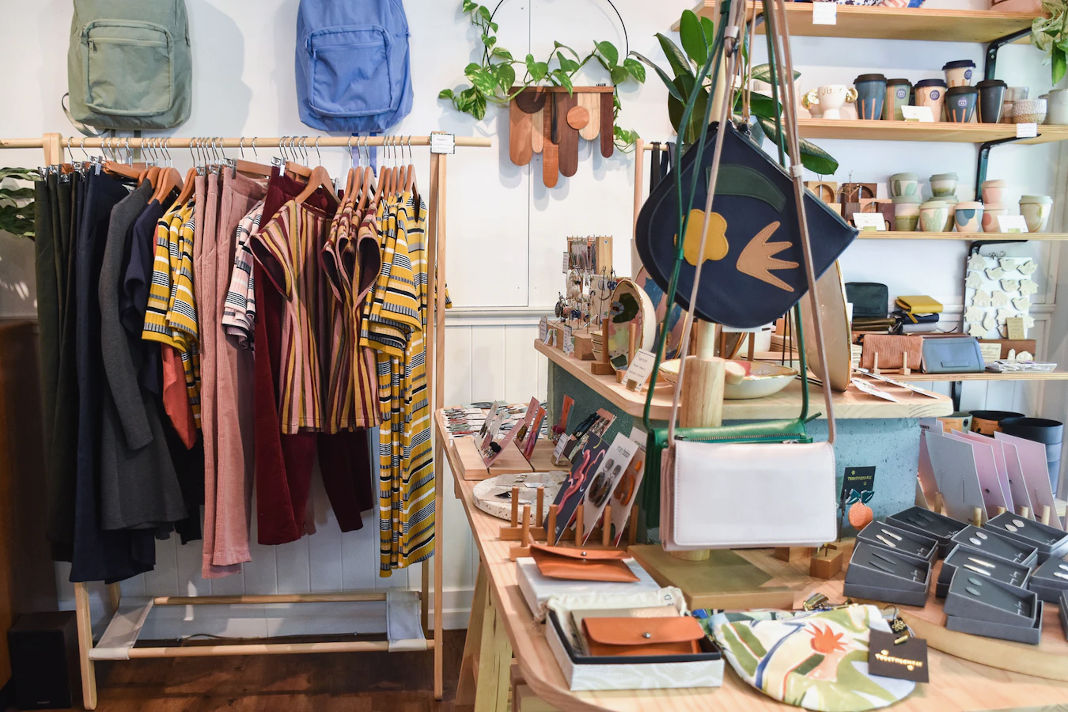 Une gourde Rose pour une ville Rose dans un magasin sur Toulouse boutiques