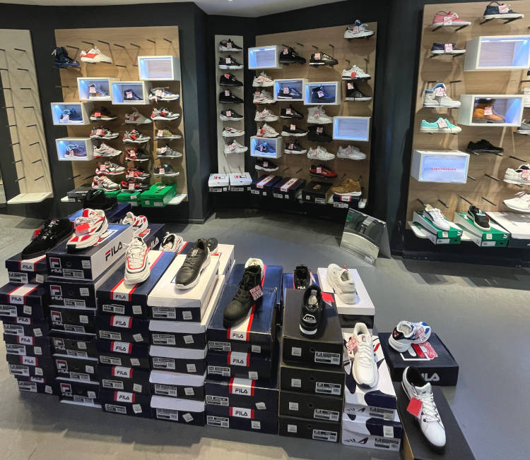 montpellier nike store