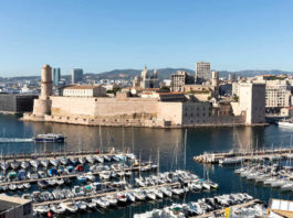 Architecture remarquable de Marseille Entrée du Vieux-Port, Mucem