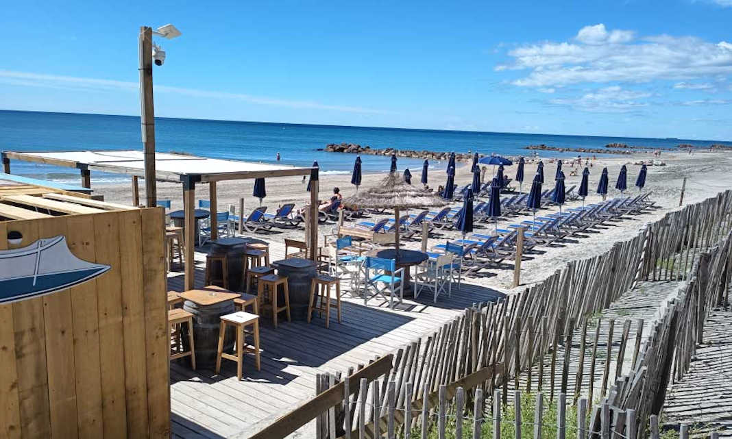 La Pirogue plage privée à Frontignan-Plage