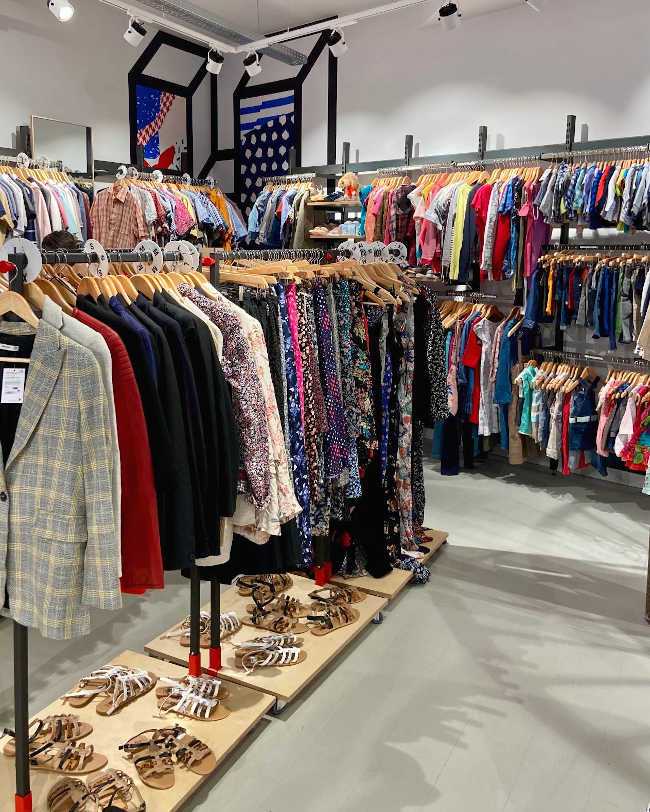 Clothing Magasin De Vetements En Ligne Paris Friperie De Luxe En