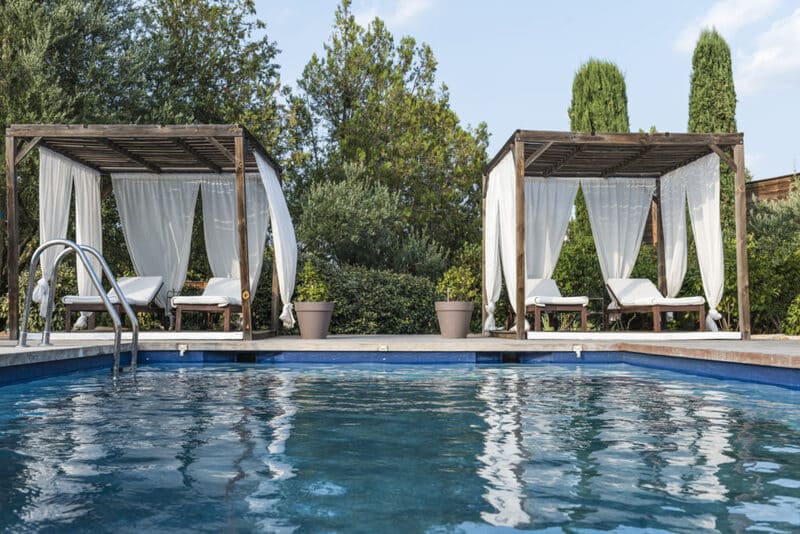 piscine du mas de cotignac chambres d'hôtes autour de marseille